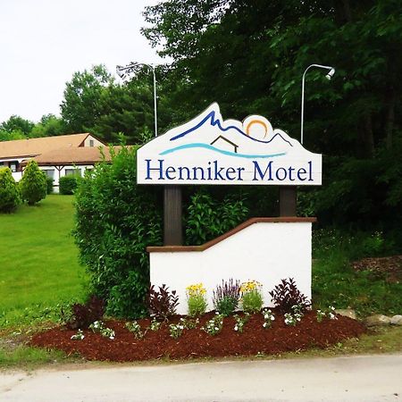 Henniker Motel Buitenkant foto